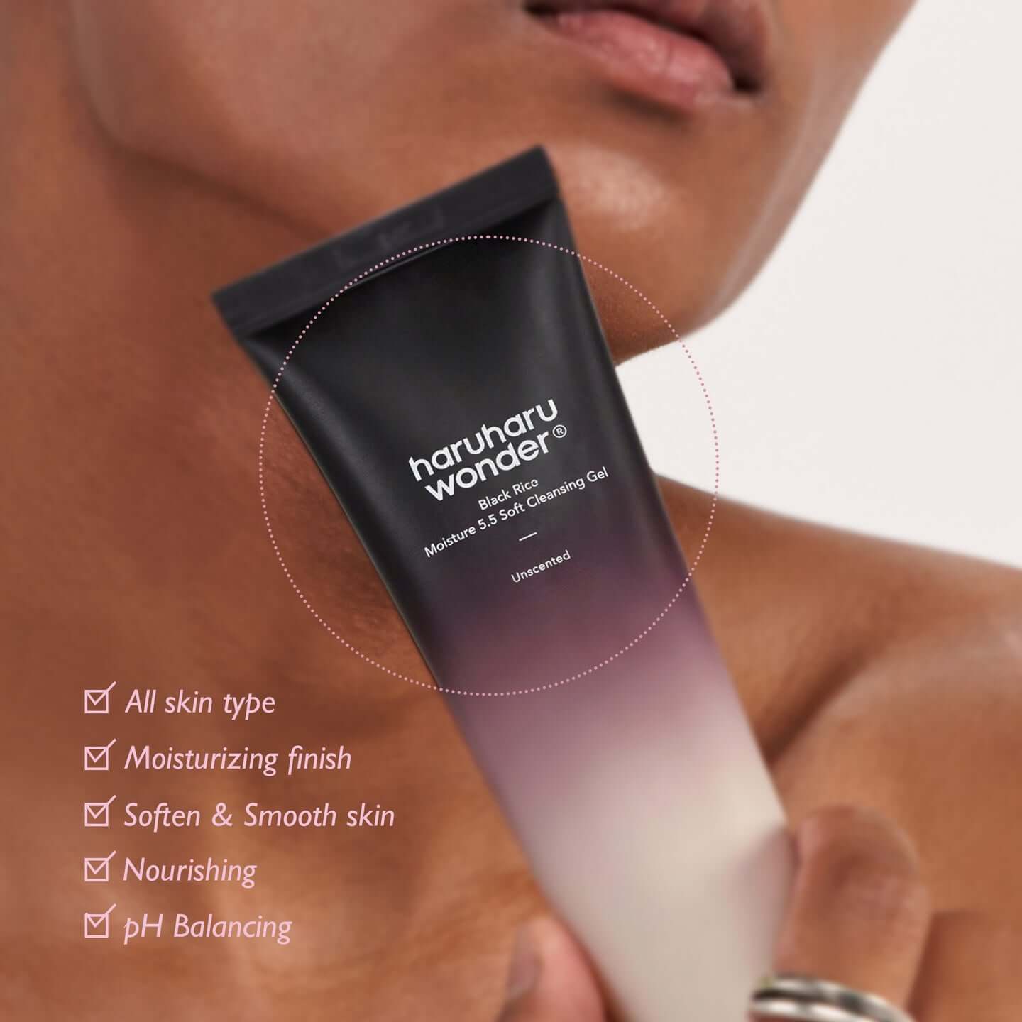 HARUHARU WONDER Black Rice Moisture 5.5 Soft Cleansing Gel (100ml)