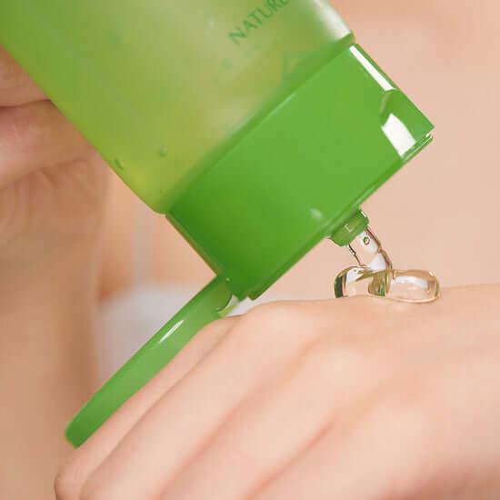 NATURE REPUBLIC Soothing & Moisture Aloe Vera 92% Soothing Gel Tube (250ml)